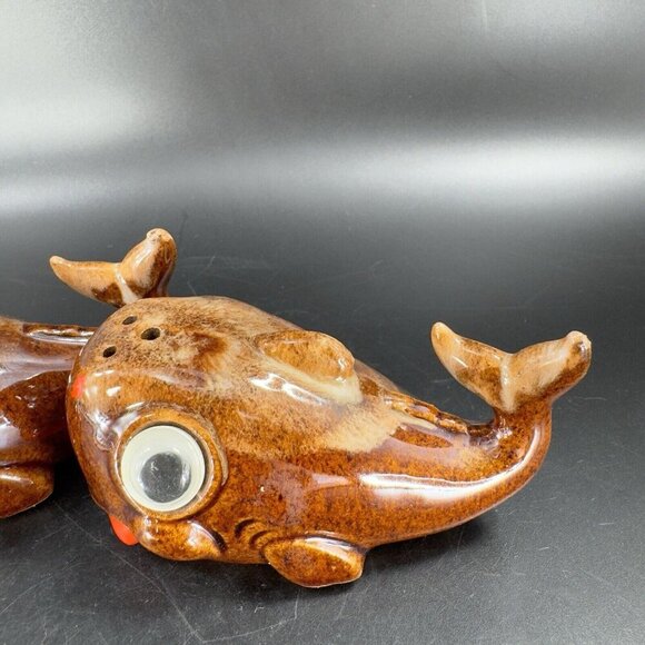 Vintage RedWare While Ceramic Hand Glazed Salt And Pepper Shaker Set Wiggly Eyes - Picture 7 of 13